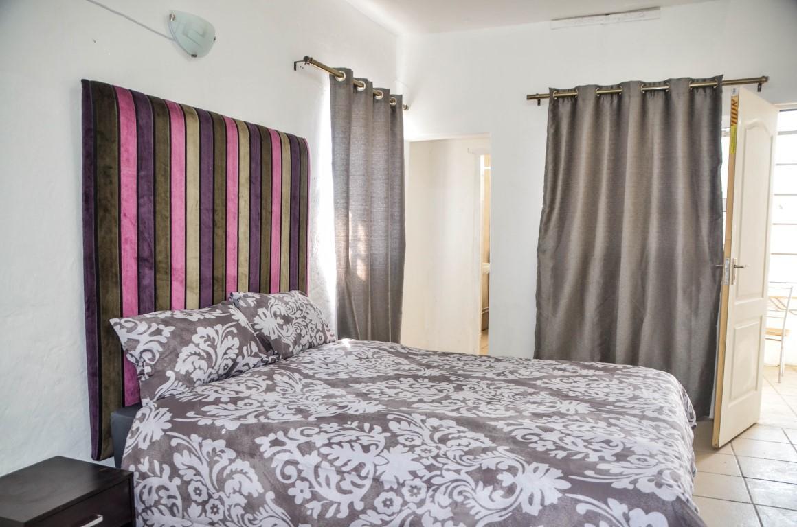 Sani Bonani Guest House Klerksdorp Kültér fotó