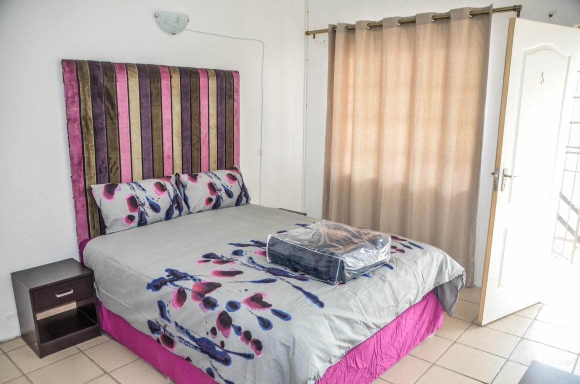 Sani Bonani Guest House Klerksdorp Kültér fotó